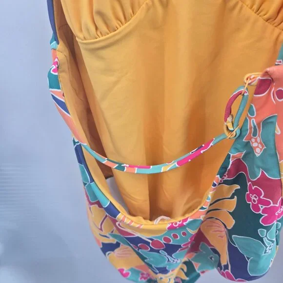 Marine Layer Yellow Tropical Plunge Reversible One Piece Swimsuit Medium NWOT - Picture 5 of 12